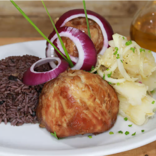 Completa pequena de carne cerdo